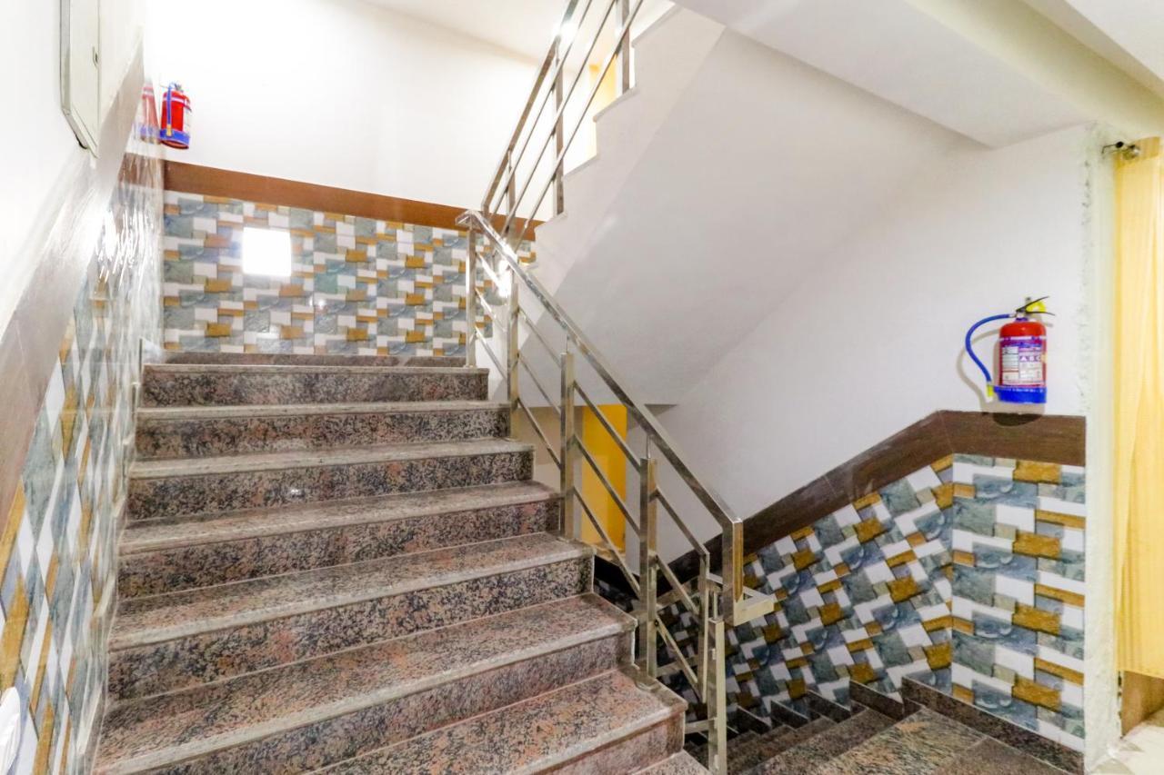 Hotel Belwood Suites - Near New Delhi Airport Екстериор снимка